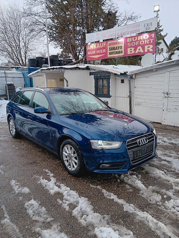 Gebraucht Audi A4 Ambition 170 PS (125 kW) 2012 Blau Kombi