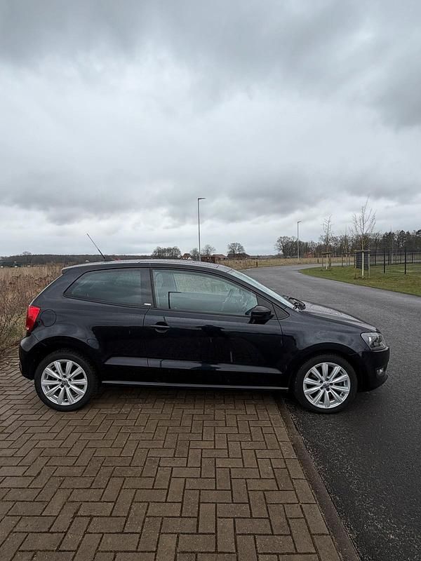 Gebraucht VW Polo Highline 105 PS (77 kW) 2011 Schwarz Kleinwagen