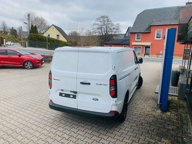 Neu Ford Transit Custom 136 PS (100 kW) 2026 Weiß Van / Kleinbus