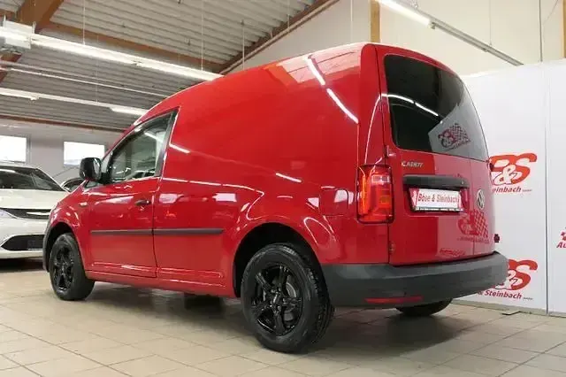 Gebraucht VW Caddy 102 PS (75 kW) 2018 Kirschrot Van / Kleinbus