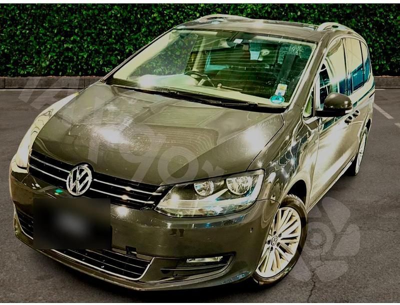 Gebraucht VW Sharan 140 PS (102 kW) 2015 Grau Van / Kleinbus