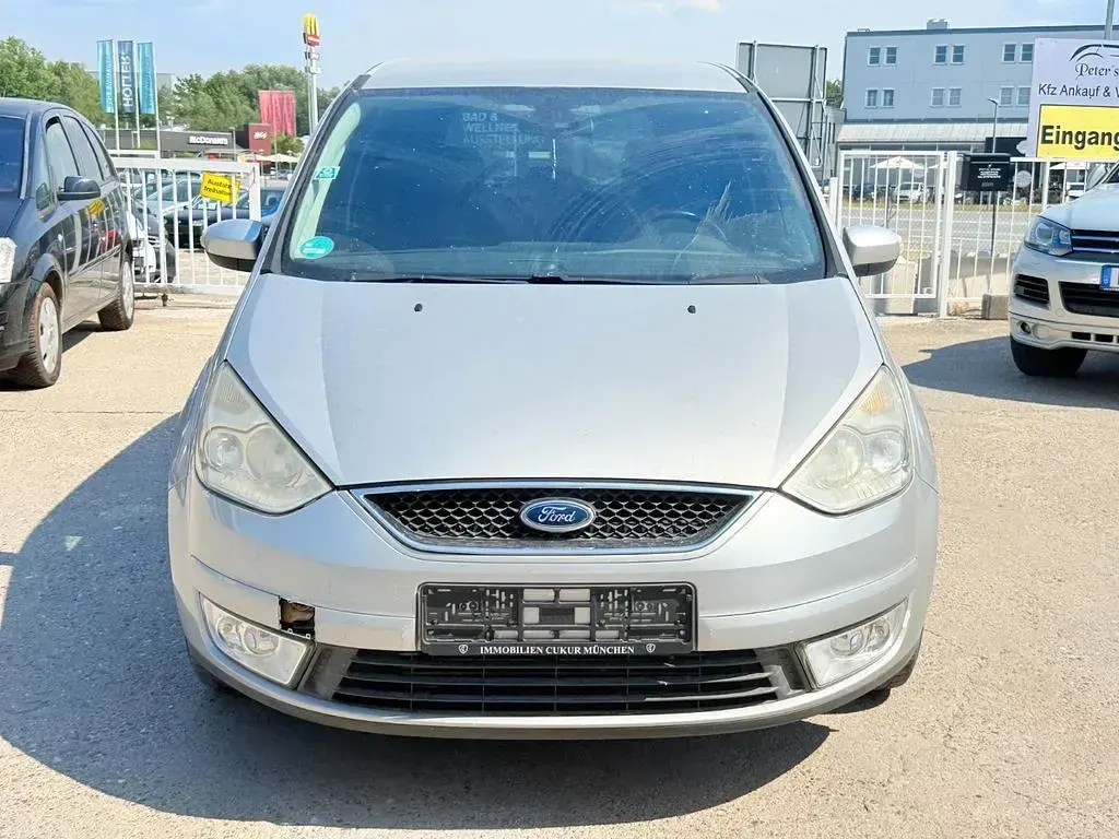 Gebraucht Ford Galaxy Trend 116 PS (85 kW) 2008 Silber Van / Kleinbus