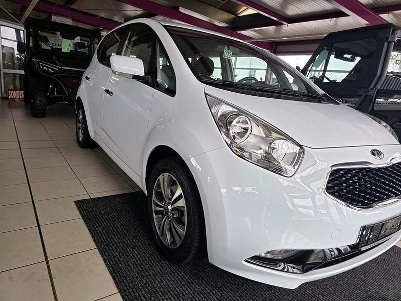 Gebraucht Kia Venga DREAM-TEAM Edition 125 PS (91 kW) 2017 Weiß Kleinwagen
