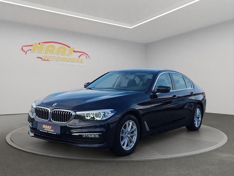 Gebraucht BMW 520 Sport Line 184 PS (135 kW) 2018 Blau Limousine