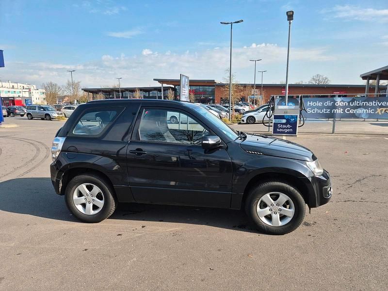 Gebraucht Suzuki Grand Vitara 166 PS (122 kW) 2014 Schwarz SUV