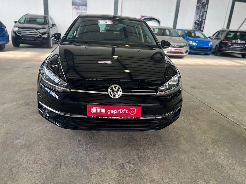 Schwarz Gebraucht 2019 VW Golf VII Comfortline Limousine | 13.990 € (Guter Preis) - Bild 1/4