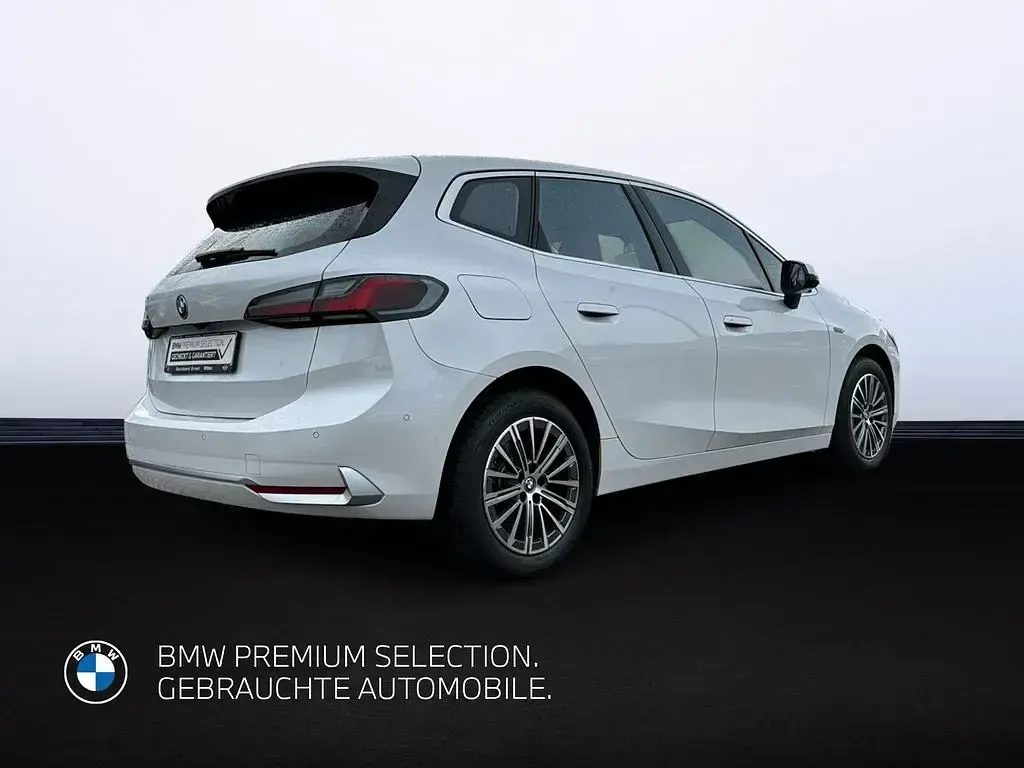 Gebraucht BMW 225 Luxury Line 245 PS (180 kW) 2022 Weiß Van / Kleinbus