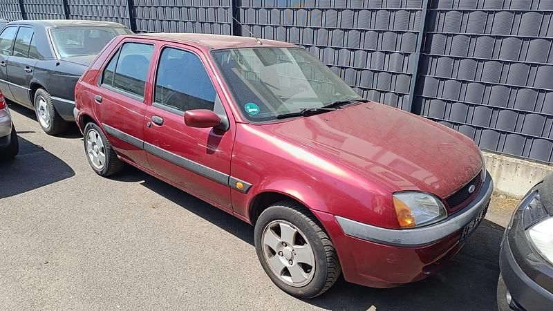 Gebraucht Ford Fiesta 2000 Andere farben Kleinwagen