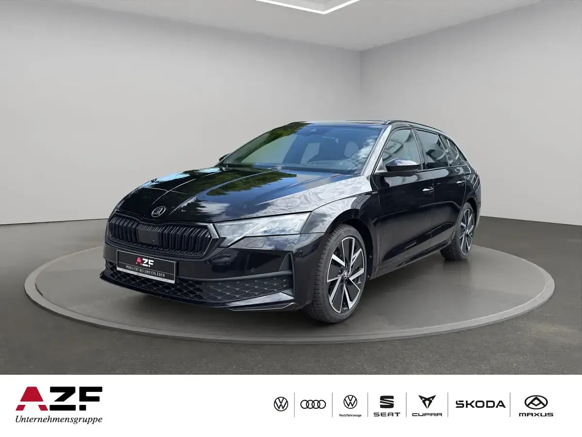 Gebraucht Skoda Octavia SportLine 150 PS (110 kW) 2025 Kombi