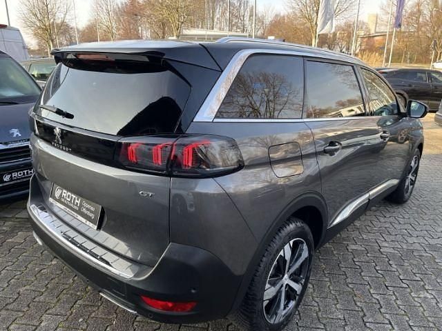 Gebraucht Peugeot 5008 GTi 131 PS (96 kW) 2024 Lackierung platiniumgrau/meta SUV