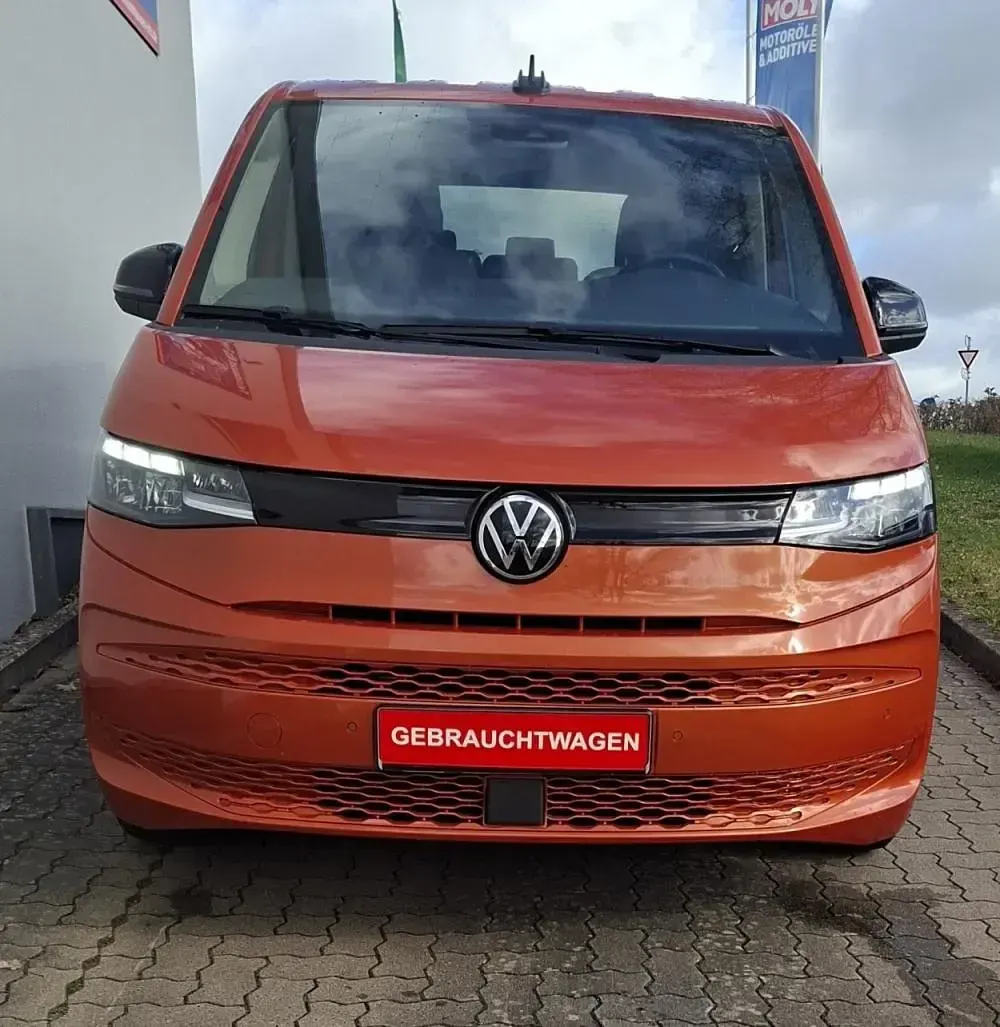 Gebraucht VW Multivan S 136 PS (100 kW) 2022 Energetic orange Van / Kleinbus