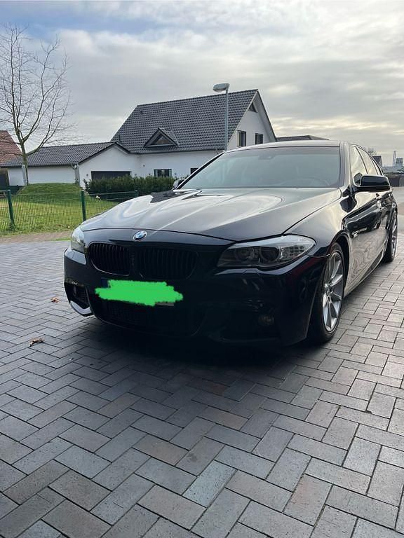 Schwarz Gebraucht 2010 BMW 550 M Sport Limousine | 12.000 € (Fairer Preis) - Bild 1/4