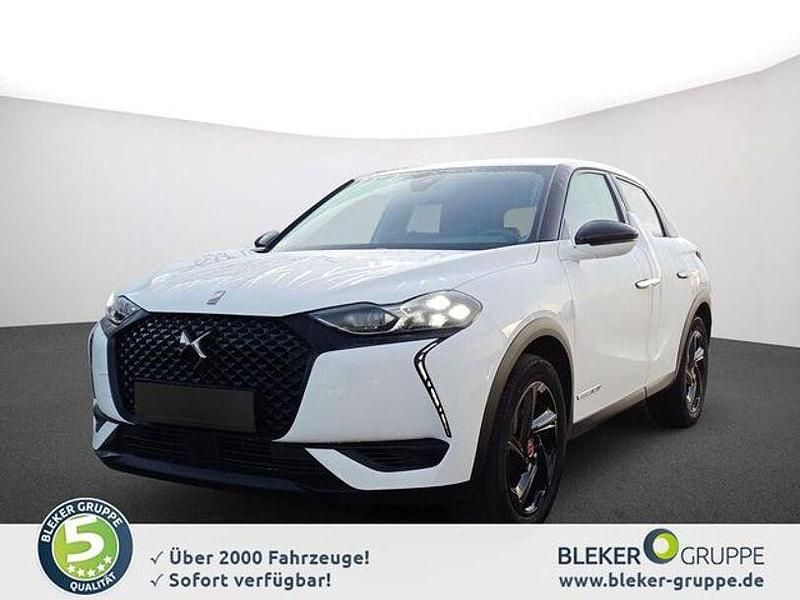 Weiß Gebraucht 2022 DS Automobiles DS3 Crossback E-Tense Performance Line Plus SUV | 16.480 € (Fairer Preis) - Bild 1/4