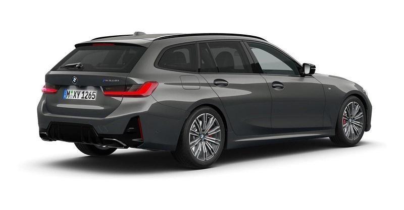 Grau Gebraucht 2025 BMW M340 M Sport Limousine | 59.261 € (Fairer Preis) - Bild 1/2