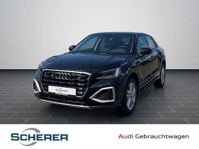 Schwarz (metallic) Gebraucht 2023 Audi Q2 Advanced Plus SUV | 26.980 € (Fairer Preis) - Bild 1/4