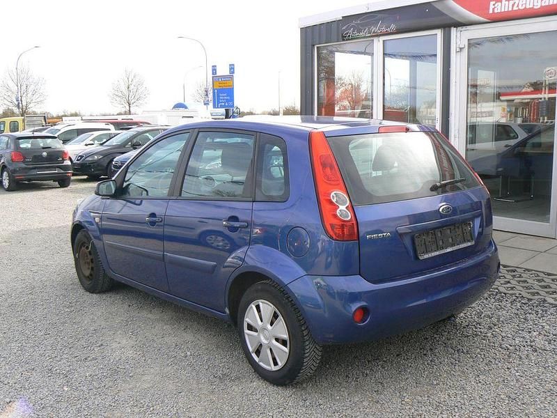 Gebraucht Ford Fiesta Style 69 PS (50 kW) 2007 Blau Kleinwagen