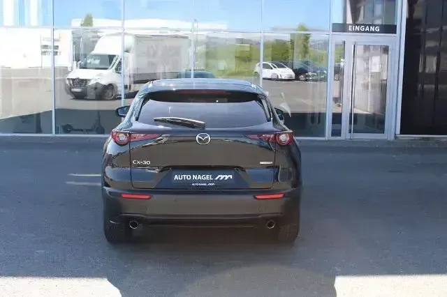Second-hand Mazda CX-30 Selection 122 CP (89 kW) 2021 Negru SUV