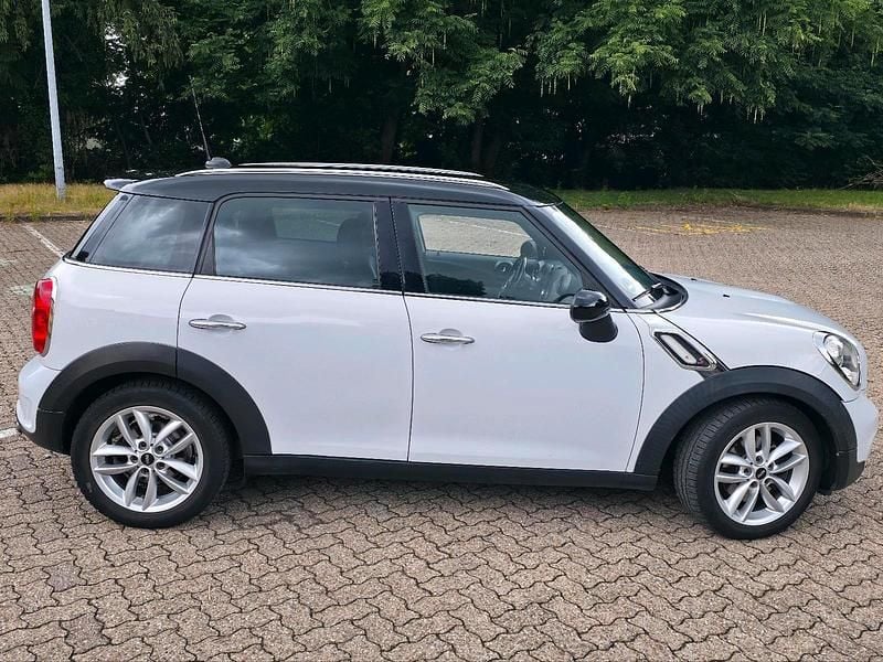 Gebraucht Mini Cooper S Countryman 184 PS (135 kW) 2011 Weiß SUV
