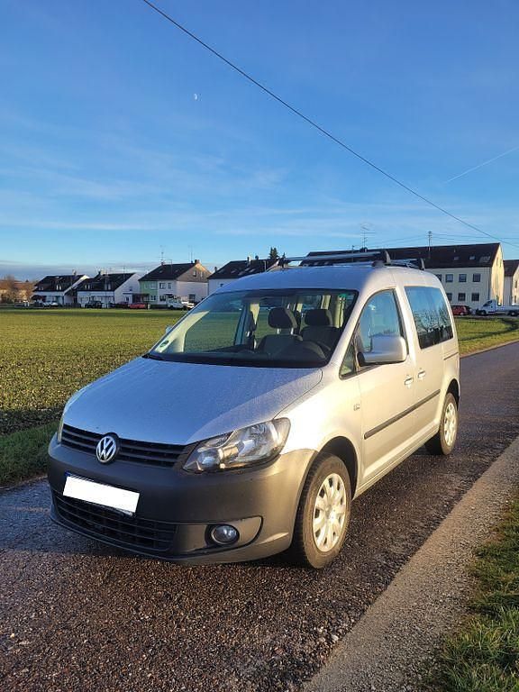 Gebraucht VW Caddy 105 PS (77 kW) 2012 Silber Van / Kleinbus
