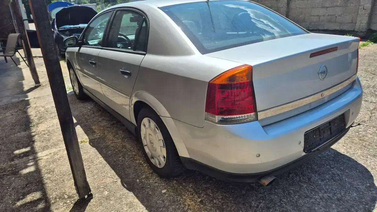 Gebraucht Opel Vectra 122 PS (89 kW) 2002 Silber Limousine