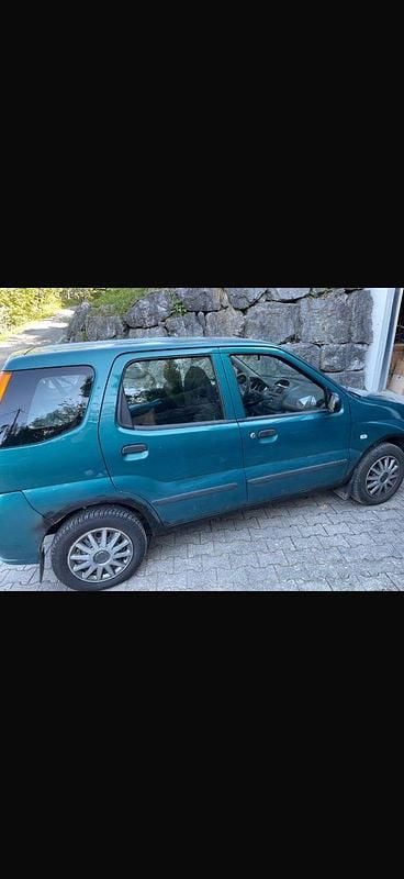 Gebraucht Subaru Justy 94 PS (69 kW) 2004 Grün Kleinwagen