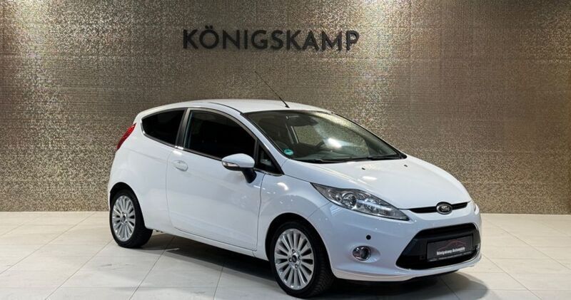 Gebraucht Ford Fiesta Titanium 82 PS (60 kW) 2009 Weiß Kleinwagen