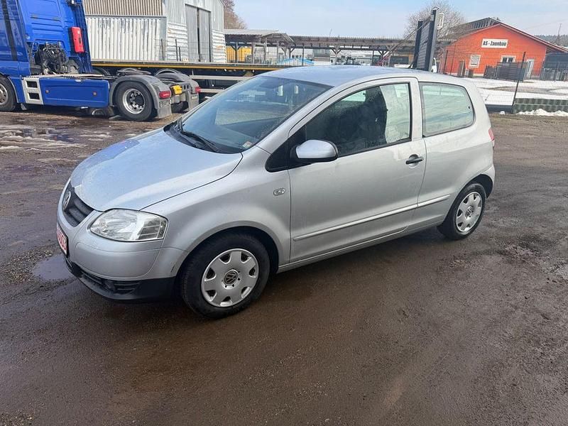 Gebraucht VW Fox Style 60 PS (44 kW) 2009 Silber Kleinwagen