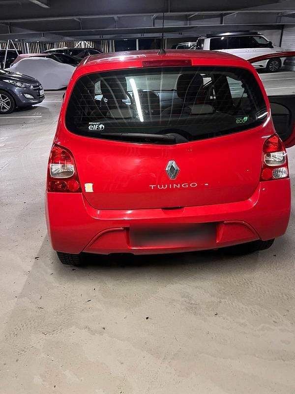 Gebraucht Renault Twingo 75 PS (55 kW) 2011 Rot Kleinwagen