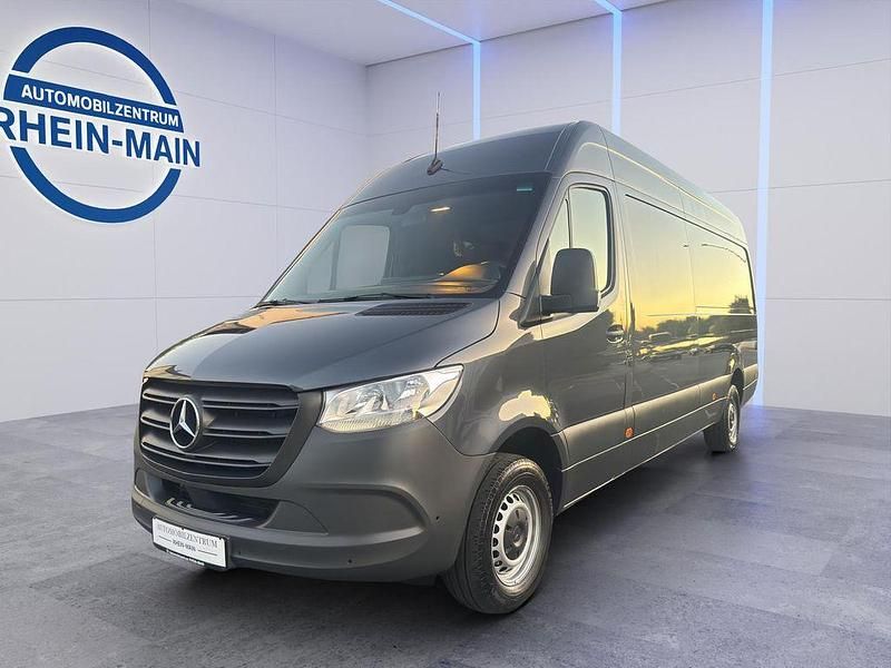 Tenoritgrau Gebraucht 2022 Mercedes Sprinter Van | 31.900 € - Bild 1/4