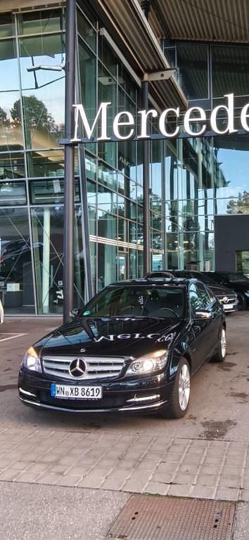 Schwarz Gebraucht 2010 Mercedes C180 Limousine | 7.500 € (Guter Preis) - Bild 1/4