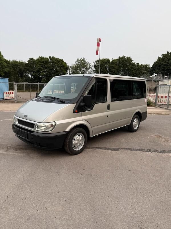 Silber Gebraucht 2002 Ford Transit Nugget Van / Kleinbus | 6.300 € - Bild 1/4