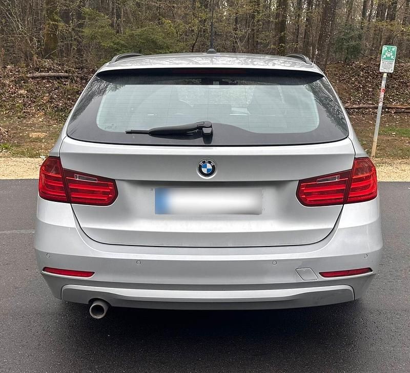 Gebraucht BMW 320 184 PS (135 kW) 2014 Silber Kombi