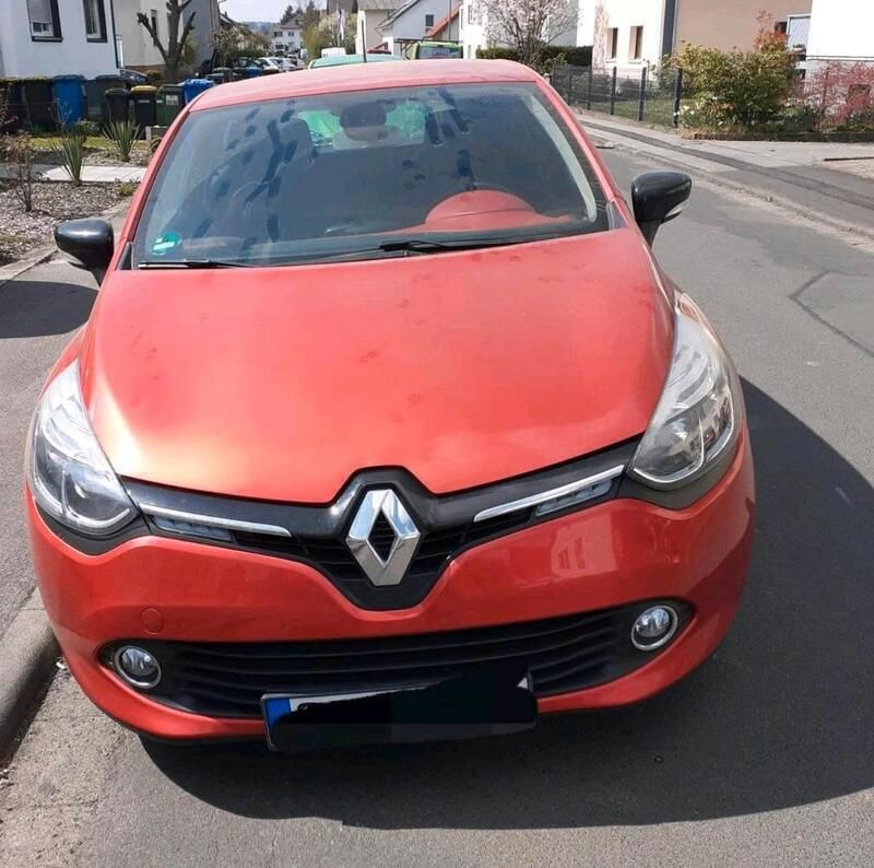 Rot Gebraucht 2016 Renault Clio IV Kleinwagen | 6.850 € (Fairer Preis) - Bild 1/4