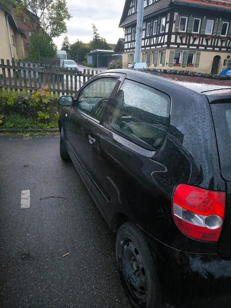 Używany VW Fox 55 KM (40 kW) 2008 Czarny Hatchback