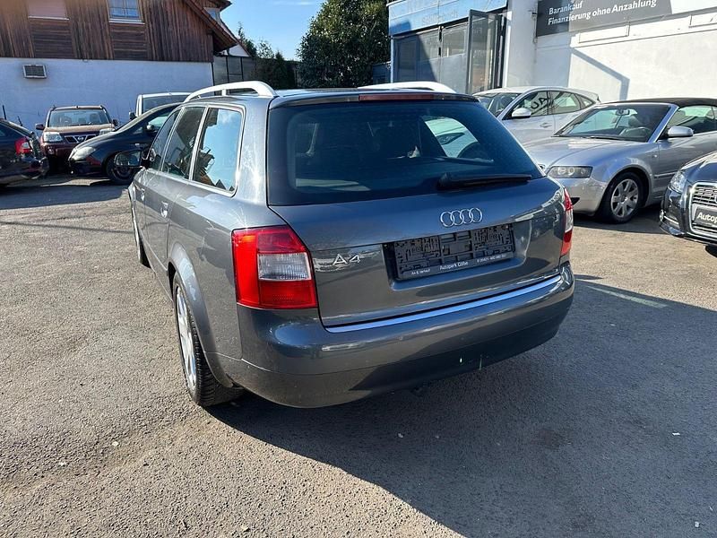 Gebraucht Audi A4 Sport 116 PS (85 kW) 2004 Grau Kombi