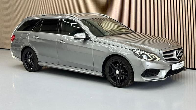 Silber Gebraucht 2014 Mercedes E300 AMG line Limousine | 11.990 € (Fairer Preis) - Bild 1/4