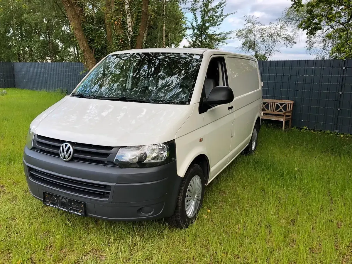 Używany VW Transporter 85 KM (62 kW) 2012 Biały Van