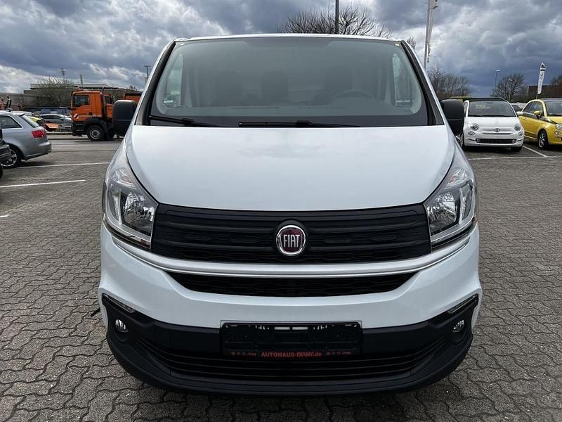 Gebraucht Fiat Talento Basis 95 PS (69 kW) 2018 Weiß Van / Kleinbus