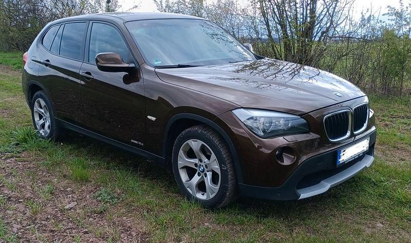 Gebraucht BMW X1 143 PS (105 kW) 2010 Braun SUV