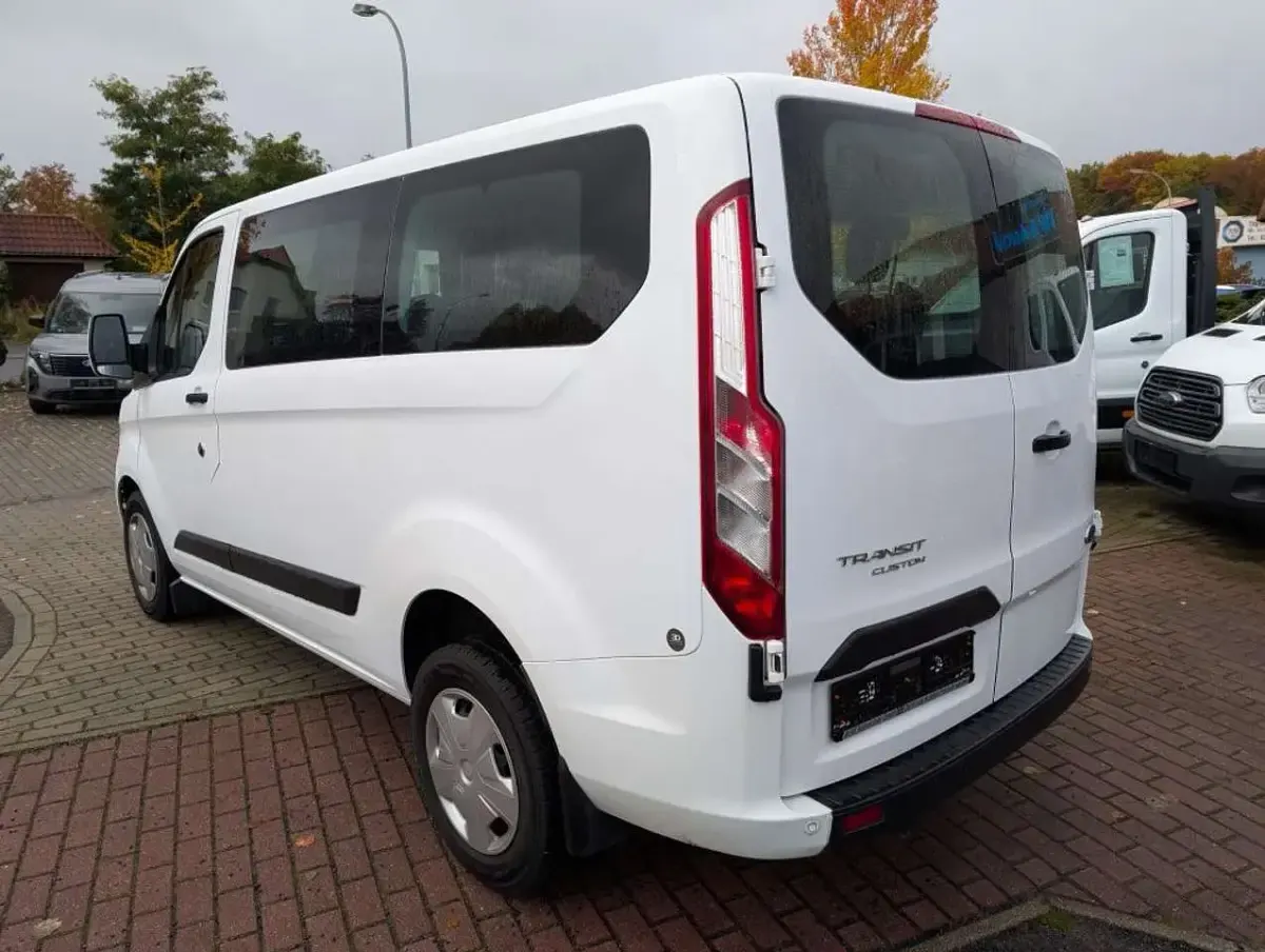 Gebraucht Ford Transit Custom Trend 185 PS (136 kW) 2022 Weiss Van