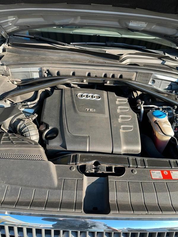 Gebraucht Audi Q5 189 PS (139 kW) 2010 Grau SUV