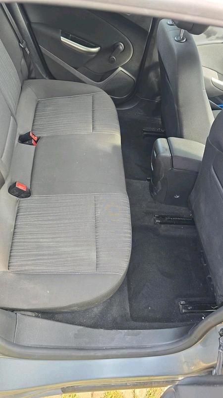 Gebraucht Opel Astra 88 PS (64 kW) 2011 Blau Kleinwagen