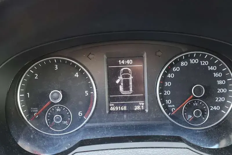 Gebraucht VW Sharan Trendline 150 PS (110 kW) 2019 Braun Van / Kleinbus
