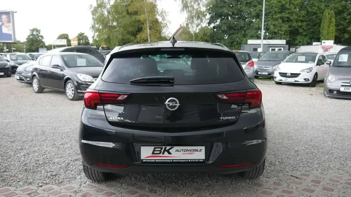 Gebraucht Opel Astra 125 PS (91 kW) 2016 Karbonschw graphitschw midnigh Kleinwagen