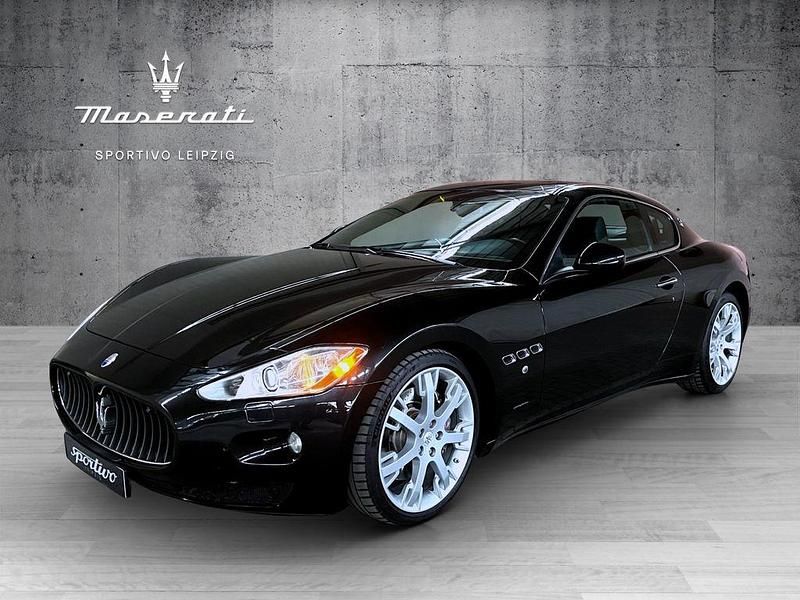 Gebraucht Maserati Granturismo 439 PS (322 kW) 2011 Nero carbonio Coupé