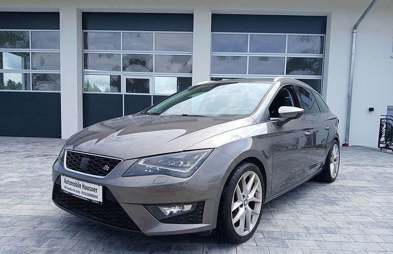 Grau Gebraucht 2015 Seat Leon ST FR Kombi | 8.490 € (Guter Preis) - Bild 1/4