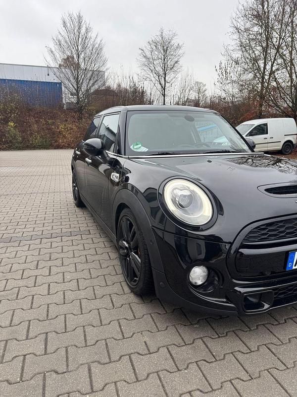 Gebraucht Mini Cooper S 192 PS (141 kW) 2018 Schwarz Kleinwagen