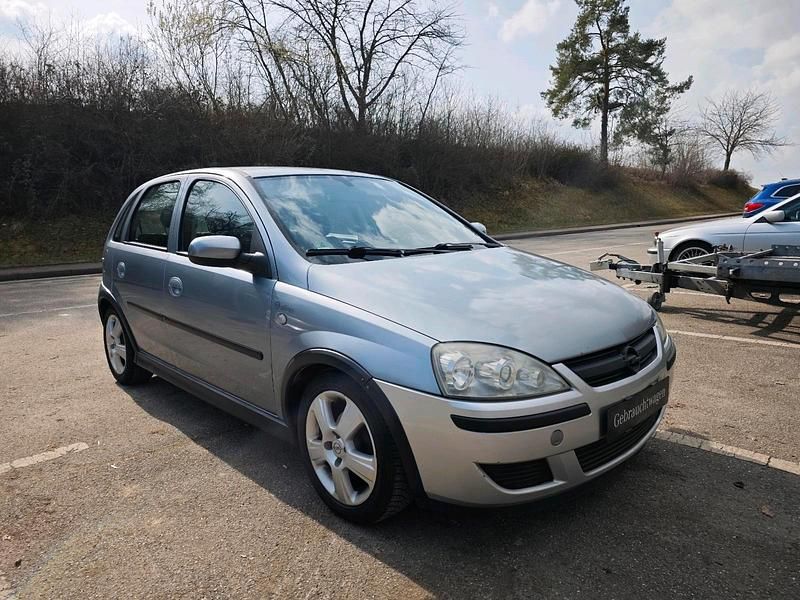 Gebraucht Opel Corsa 75 PS (55 kW) 2004 Silber Kleinwagen