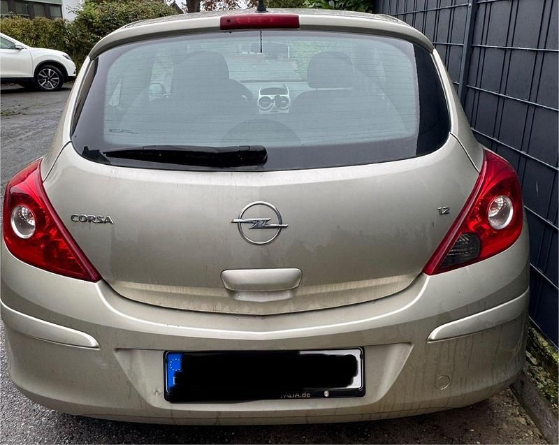 Gold Gebraucht 2007 Opel Corsa Sport Kleinwagen | 1.550 € (Fairer Preis) - Bild 1/4
