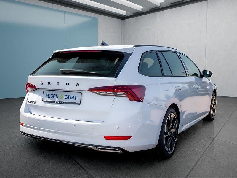 Weiß Gebraucht 2024 Skoda Octavia Kombi | 32.099 € (Etwas zu teuer) - Bild 1/4